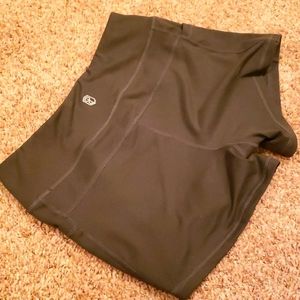 Born Primitive medium booty shorts